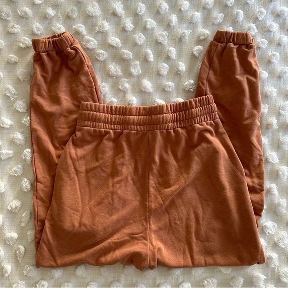 | mindy mae’s market • monica cinnamon jogger sweatpant • size small | - Picture 8 of 11